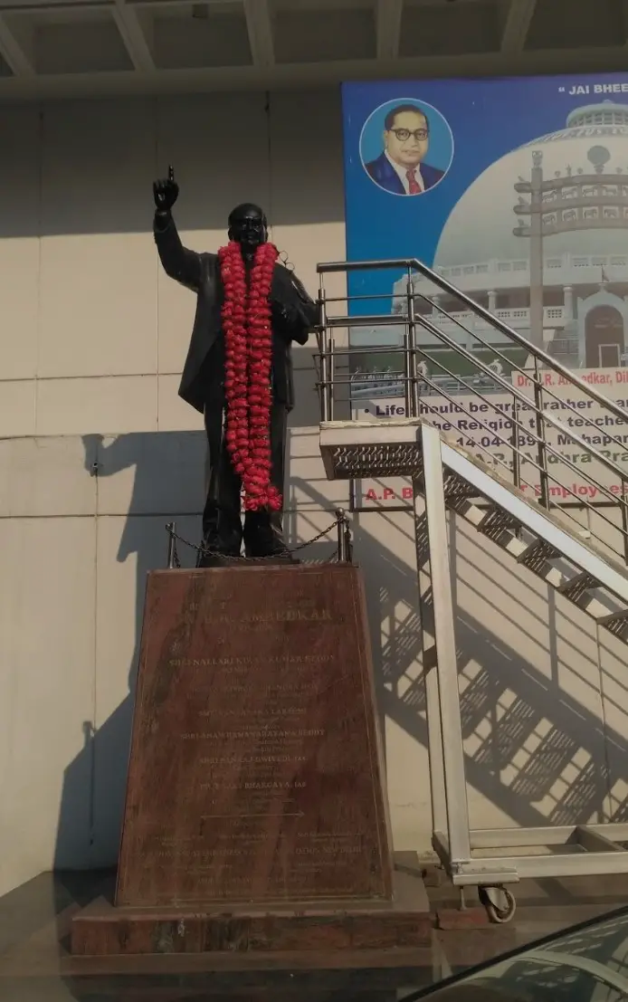 Ambedkar statues in Delhi बाबासाहेबांचा पुतळा