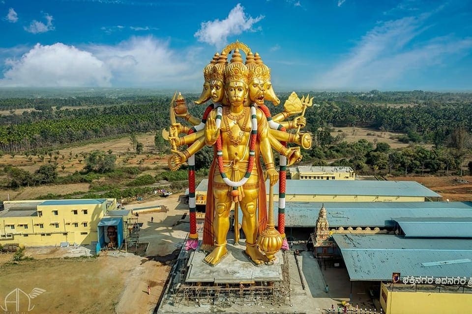 Panchamukhi Hanuman statue at Bidanagere, Kunigal